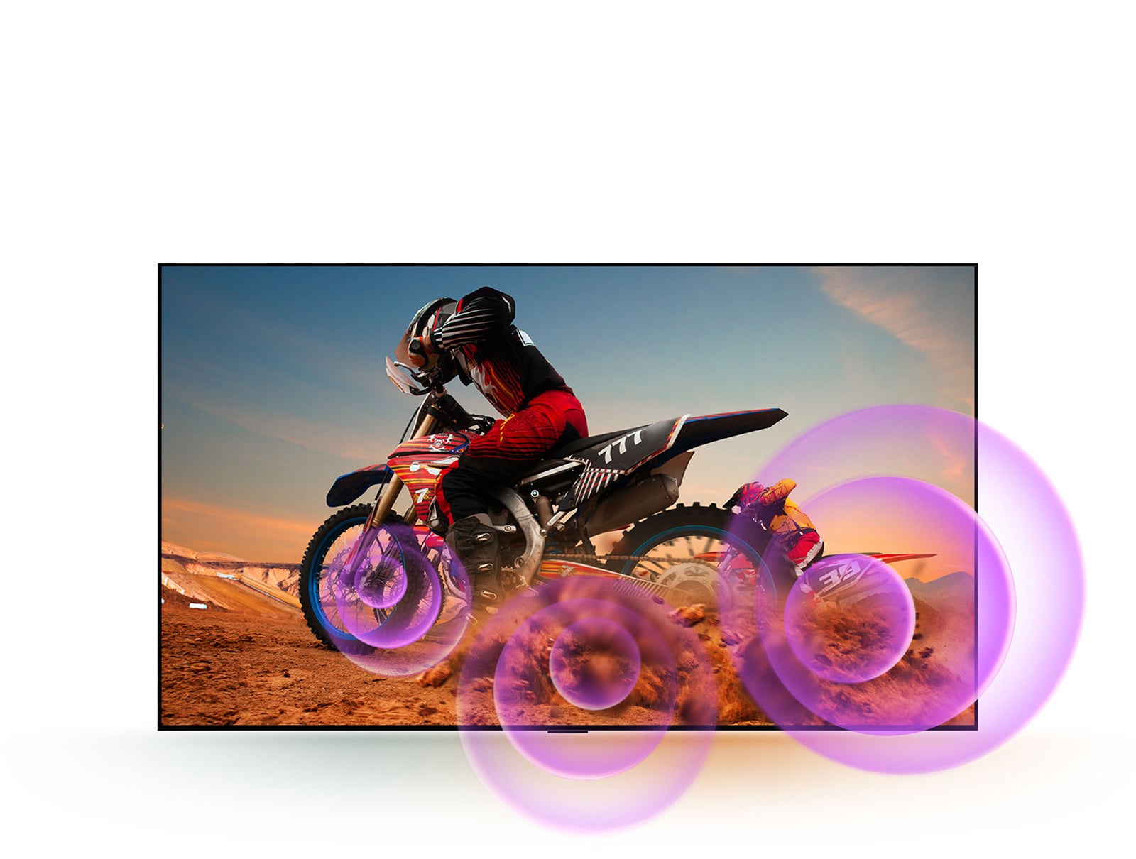 El televisor LG QNED muestra a un hombre en una motocicleta con círculos abstractos de color púrpura que salen de la rueda para visualizar la emisión de sonido.