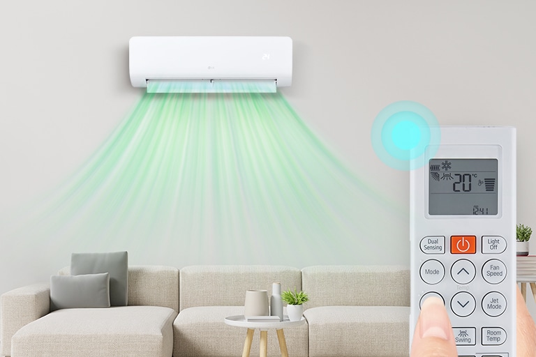 Aire acondicionado de pared y control remoto en modo ventilador