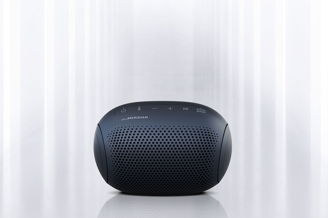 LG Parlante portátil XBOOM Go PL2 | 5W | Bluetooth | Certificación IPX5 | Tecnología de Sonido Meridian, PL2