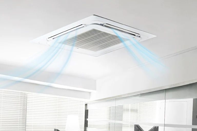 El aire acondicionado hace que el aire interior sea agradable.