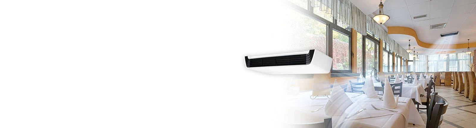 Imagen de un restaurante en un centro comercial con el aire acondicionado encendido.