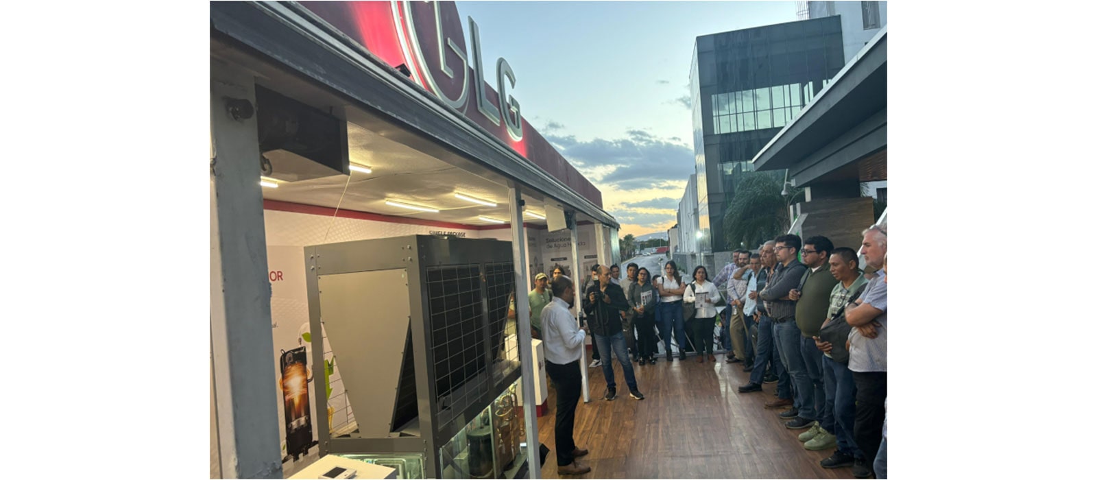 Inverter Scroll Chiller