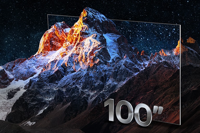 Cordillera con el marco de una televisión alrededor como forma creativa de destacar el gran tamaño de la pantalla. Con la etiqueta de 100&nbsp;pulgadas.