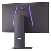 LG Monitor para juegos LG UltraGear™ GX8 OLED de 32'', 240 Hz, 4K UHD│32GX870A con modo dual, DCI-P3 98,5 % (típ.), VESA DisplayHDR™ True Black 400, 0,03 ms (GtG), DP 2.1, +15 degree side view of a tilted monitor, 32GX870A-B, thumbnail 9