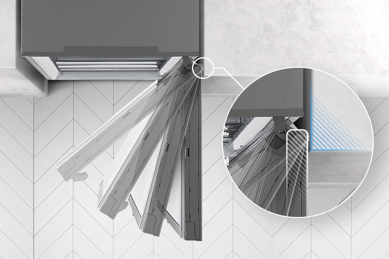 El congelador visto desde arriba muestra la puerta girando en cuatro posiciones. Las bisagras no tocan la pared al abrirse.