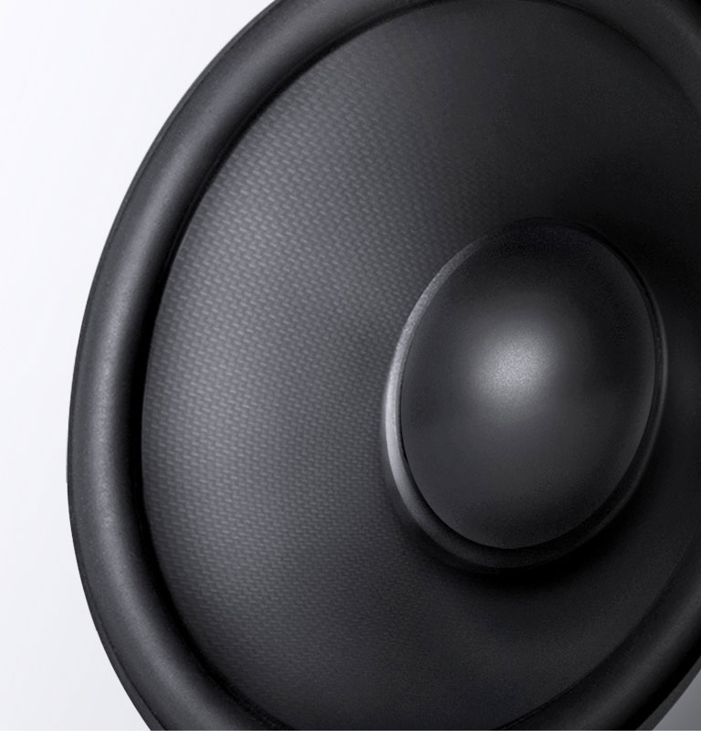 Süsinikust bassikõlar väga lähedalt vaadatuna