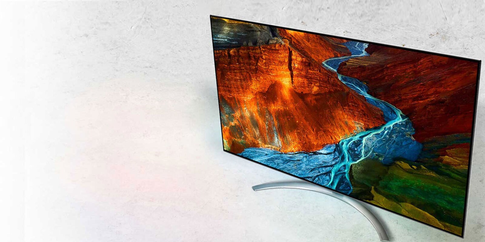 TV-NanoCell-SM95-Banner-C-Desktop1