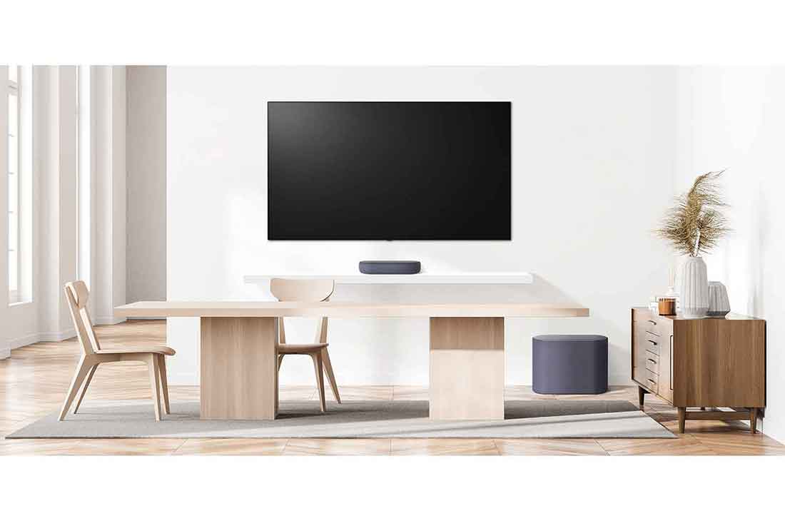 LG Soundbar QP5, Eestvaade ribakõlarile ja bassikõlarile söögitoas, QP5, thumbnail 5