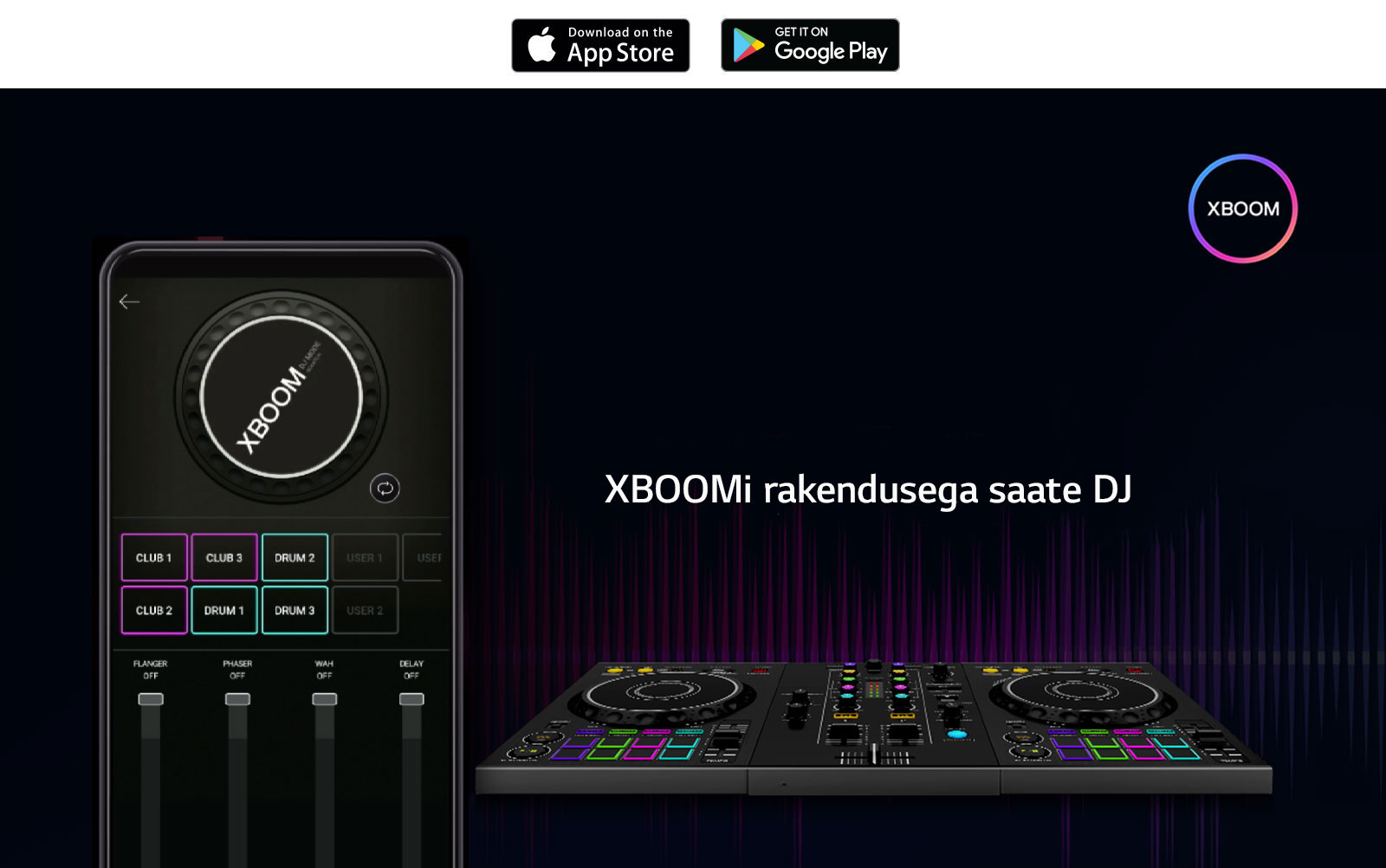 Una imagen de un teléfono celular que muestra el MODO DJ de la APP, y un PAD de DJ real al lado. En la parte de arriba de la imagen está el logo de la APLICACIÓN de XBOOM.