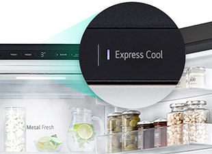 Lähivaade: nupp Express Cool, mis asub külmiku ülaosas.