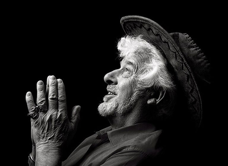 Meie kontrastsussuhe 2000:1 pakub selgeid detaile ilma purustamiseta isegi tumedates visuaalides.	