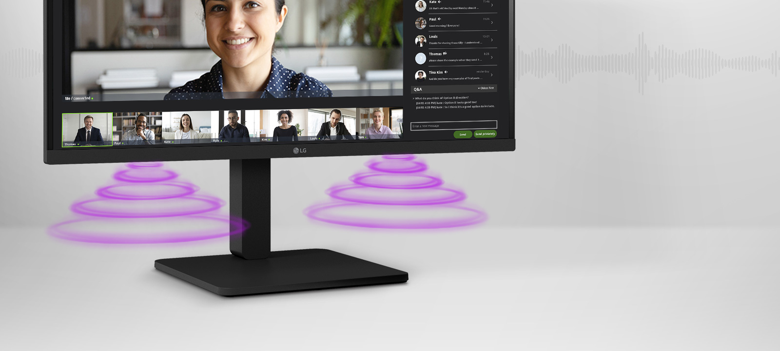 Külgvaade, mis näitab monitoril videokonverentsi stseeni.
