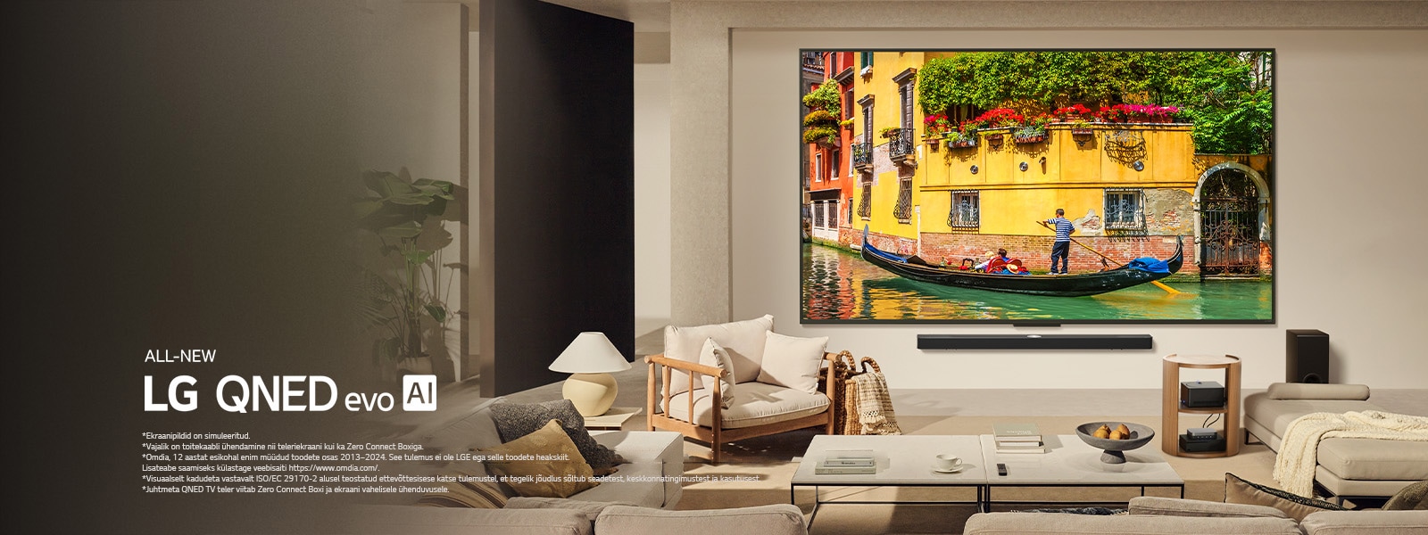 LG QNED9M teler, mis on paigaldatud seinale LG Soundbari kohale modernses elutoas. Zero Connect Box paikneb kohvilaua sees.