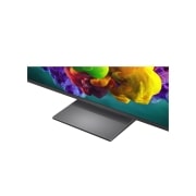 LG 55-tolline LG QNED AI Mini-LED QNED93 4K nuti TV 2026, LG QNED evo AI Mini LED QNED90 koos Ultimate Gameplayga kuvab intensiivse mõõgavõitluse märulistseeni koos võrdlusinsetiga, mis toob esile sujuvama liikumise, toetades samal ajal 144Hz, VRR, AMD FreeS, 55QNED93B6A, thumbnail 11