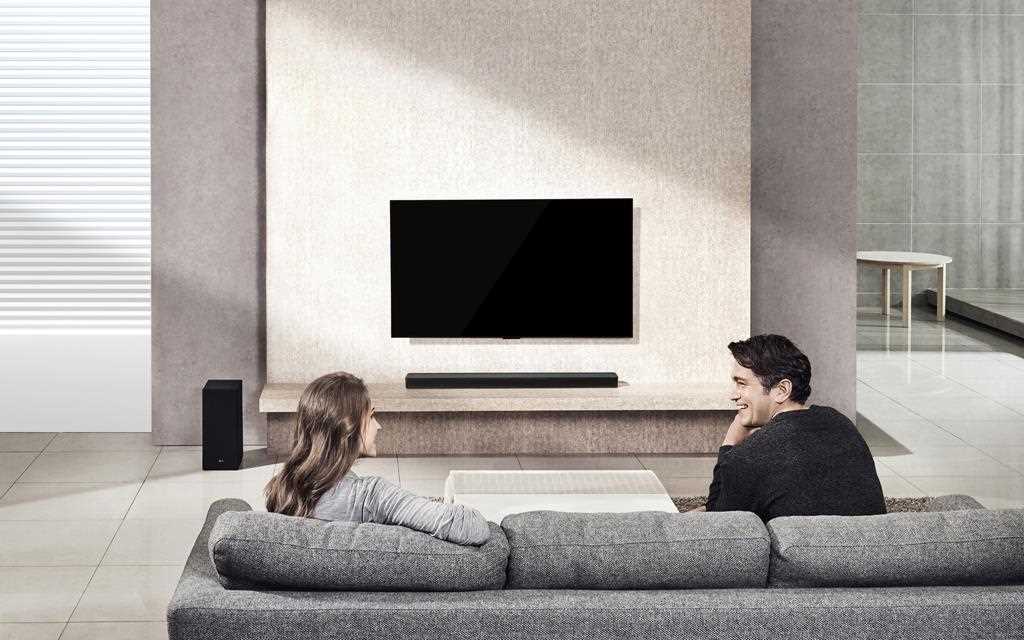 ar_ee-lg-sk8-soundbar-1.jpg