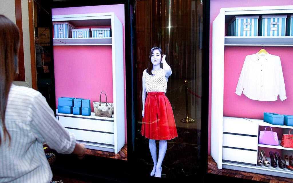 OLED ekraan