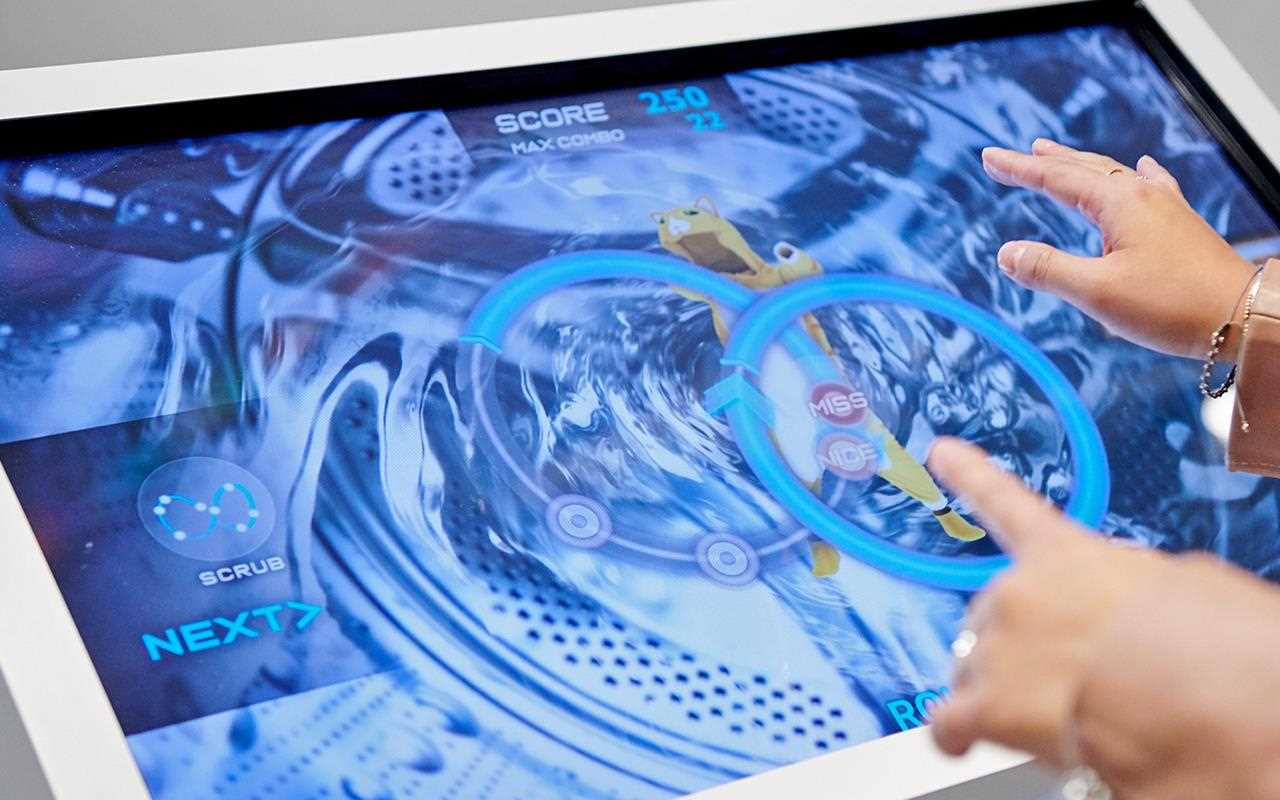 At IFA 2019, the washing machine section featured a game where you take a trip inside the LG AI Washer A close-up of the LG AI Washer, on show at IFA 2019 | More at LG MAGAZINE
