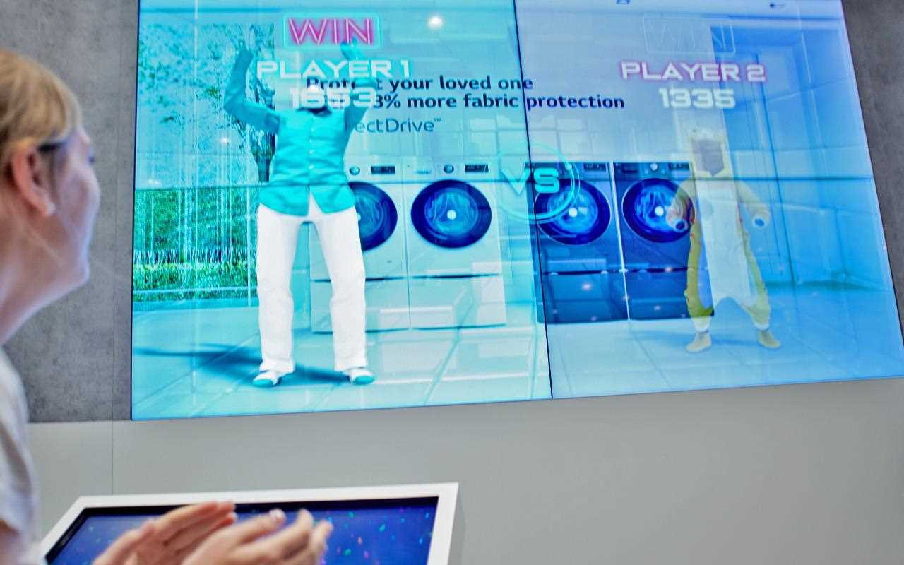 At IFA 2019, the washing machine section featured a game where you take a trip inside the LG AI Washer A close-up of the LG AI Washer, on show at IFA 2019 | More at LG MAGAZINE