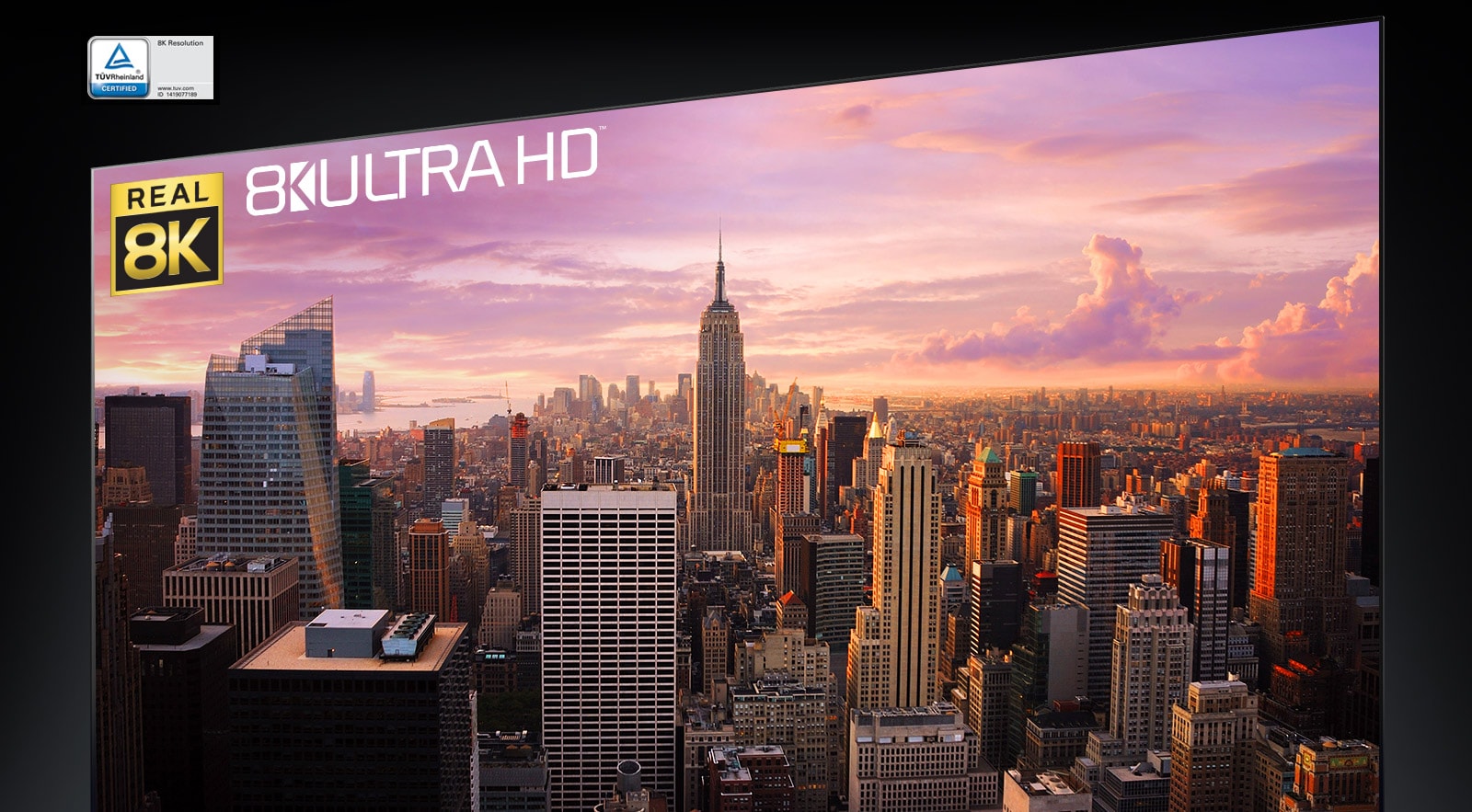 Una vista panorámica de la ciudad de Nueva York en la pantalla del televisor