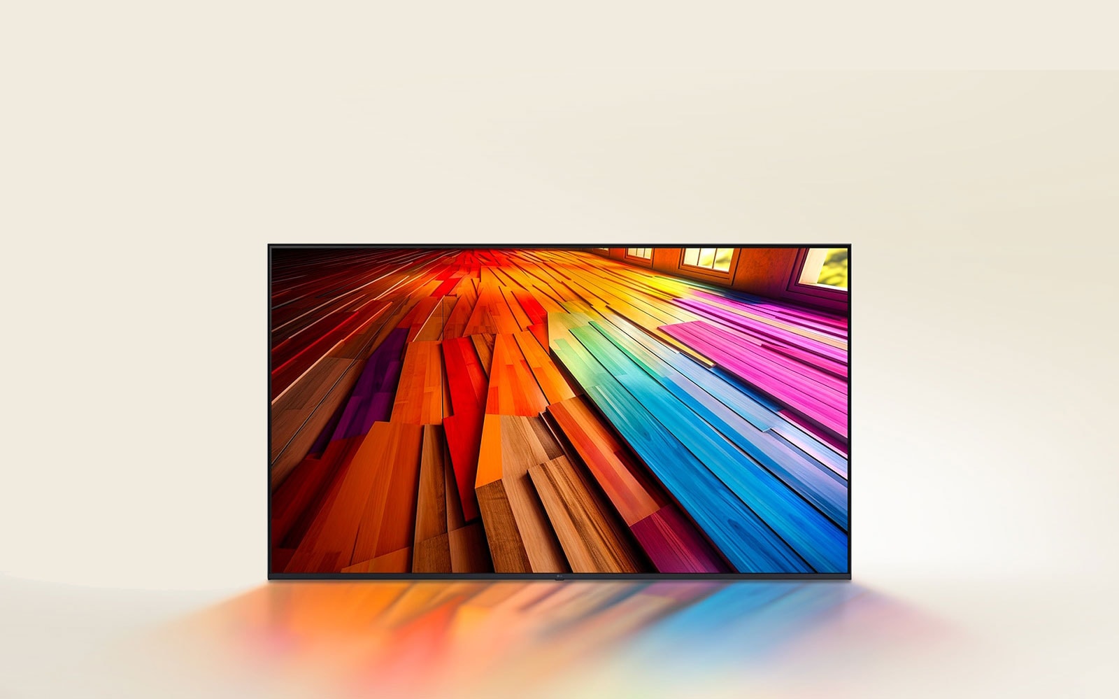 На экране телевизора LG UHD TV отображается длинный участок паркетного пола, окрашенный в яркие цвета.