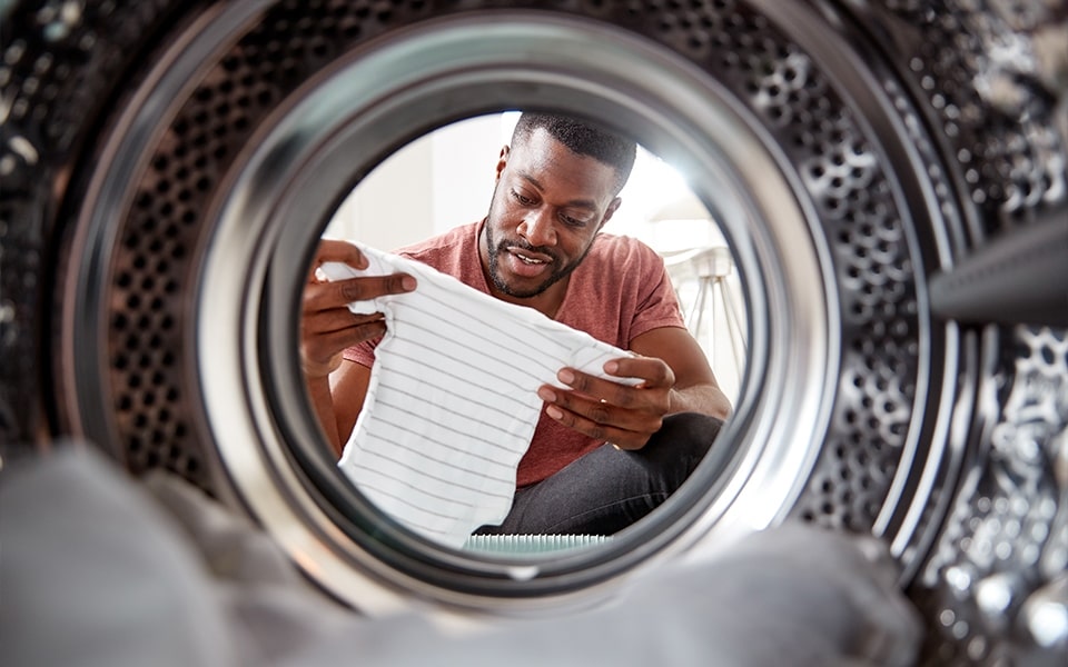 Busy dads need a smart washing machine.