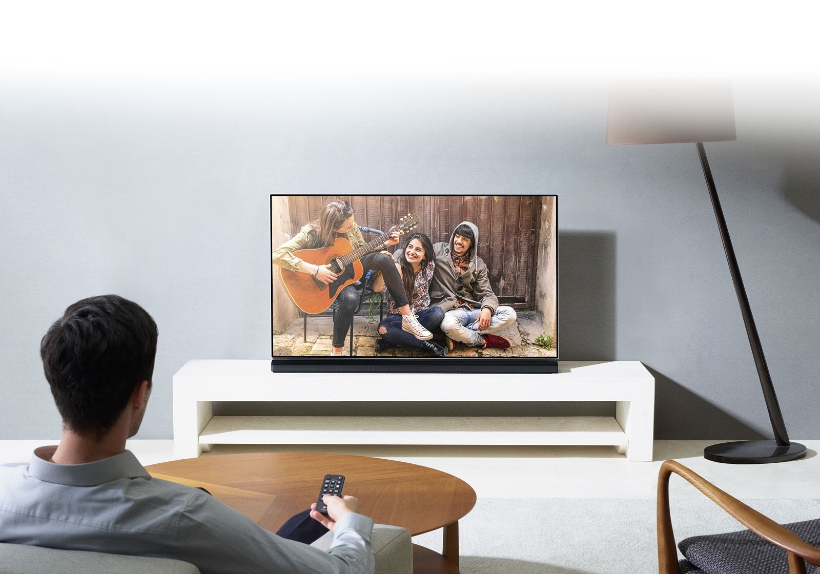 Ohjaa TV:si kaukosäätimellä<br>1