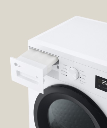 Lähikuva kuivaimen rummusta oven ollessa auki