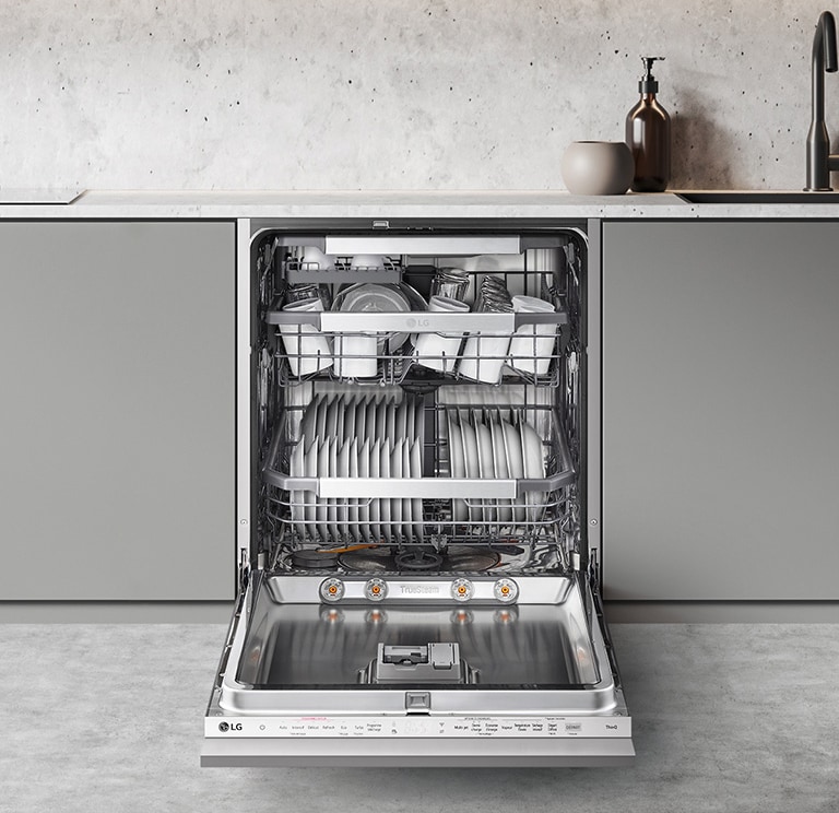 Videokuvaa korien säätämisestä erikokoisille astioille.