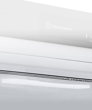 Lähikuva pehmeästä LED-valaistuksesta, jossa valo jakautuu tasaisesti koko jääkaappiin.