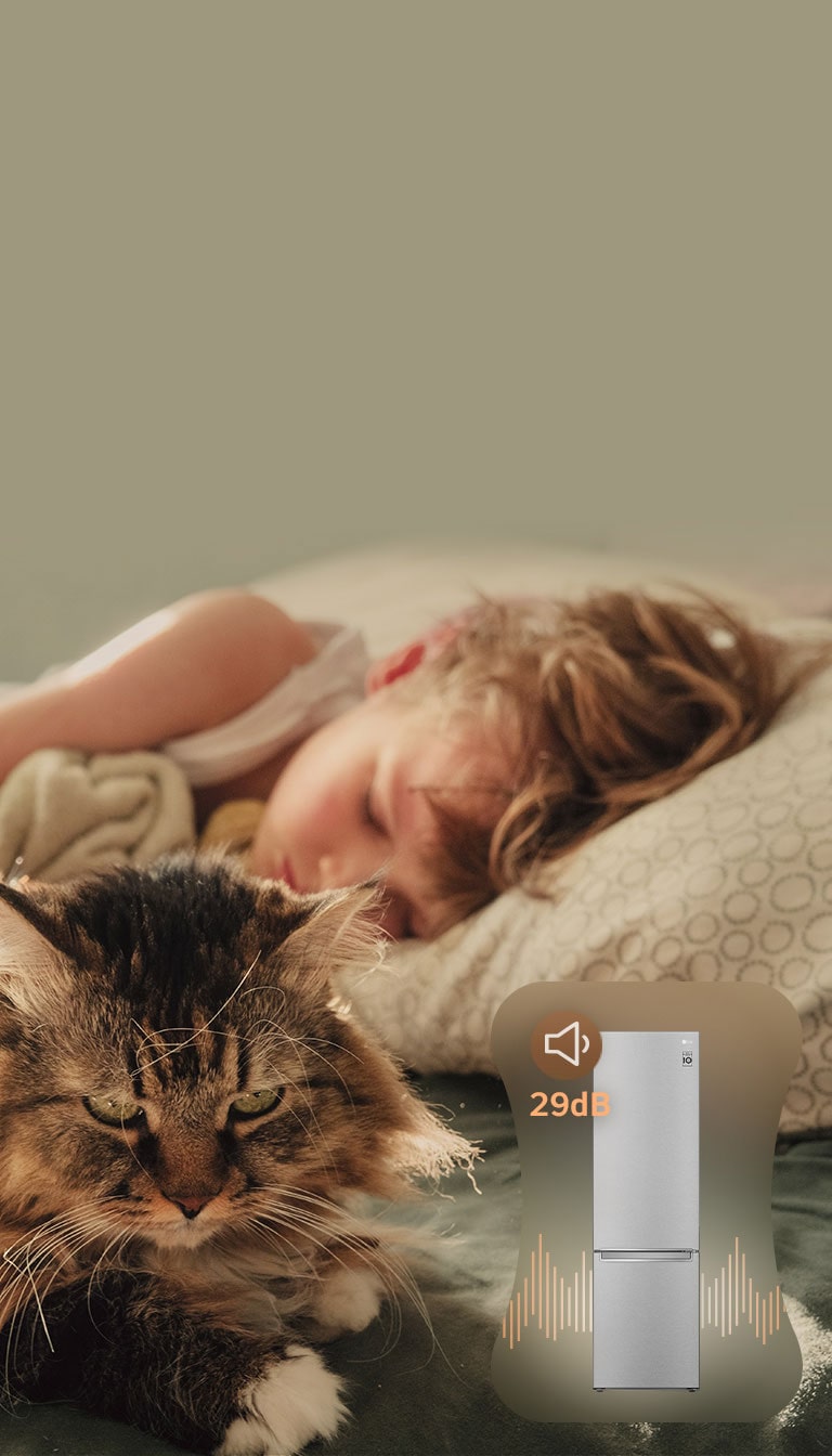 Kuva rauhallisesti nukkuvasta lapsesta.