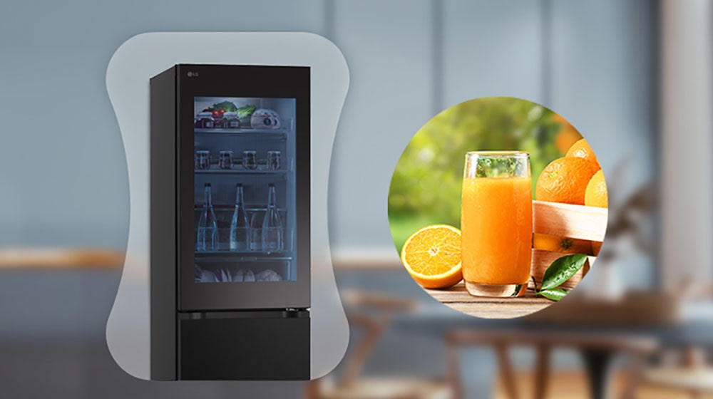 Kuva jääkaapista keltaisen sävyisessä keittiössä.