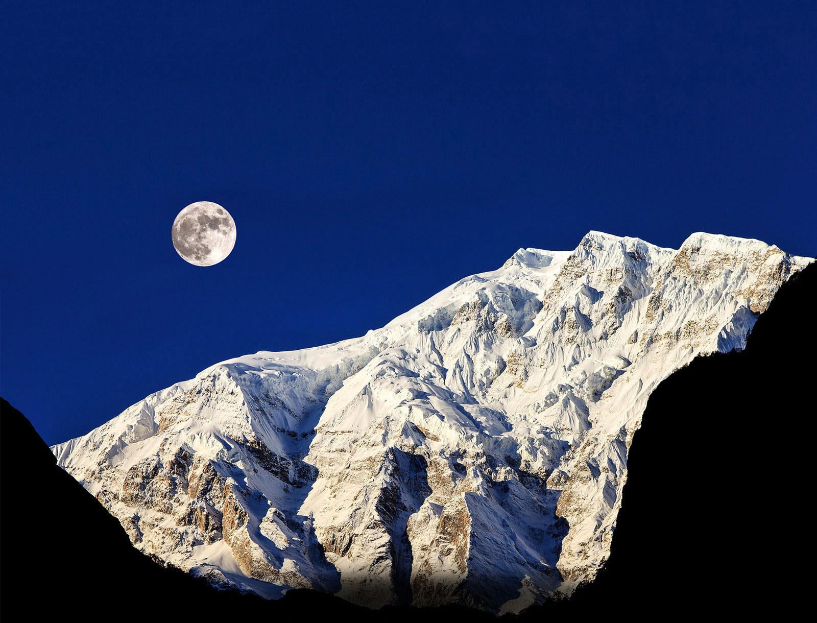 Täysmatriisi himmennys1