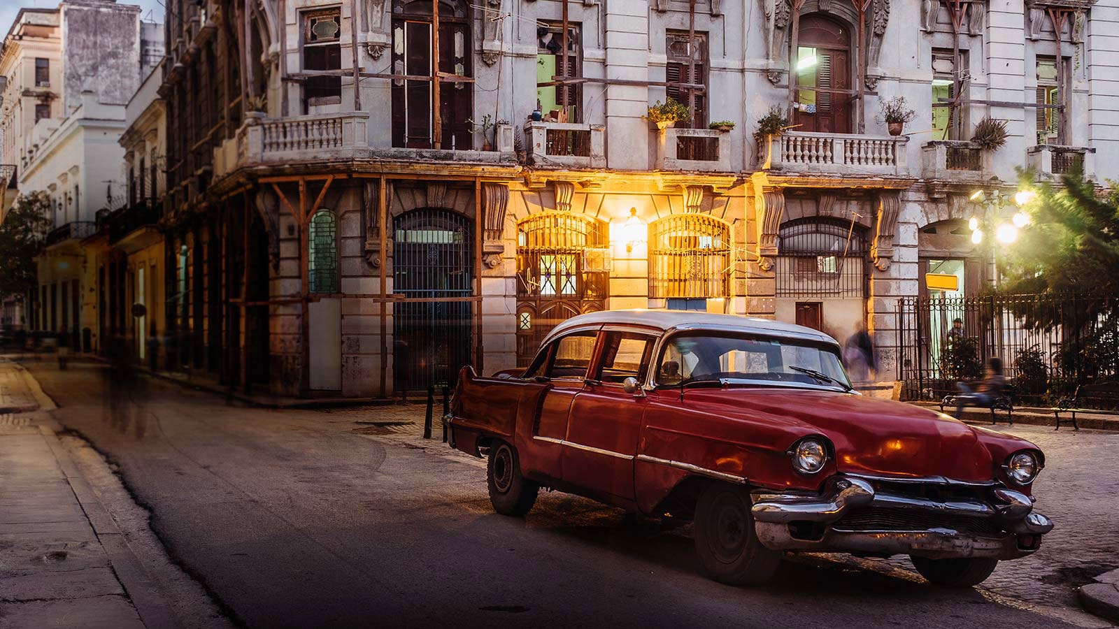 <br>Aktiivinen 4K HDR tekee kuvasta todentuntuisen1