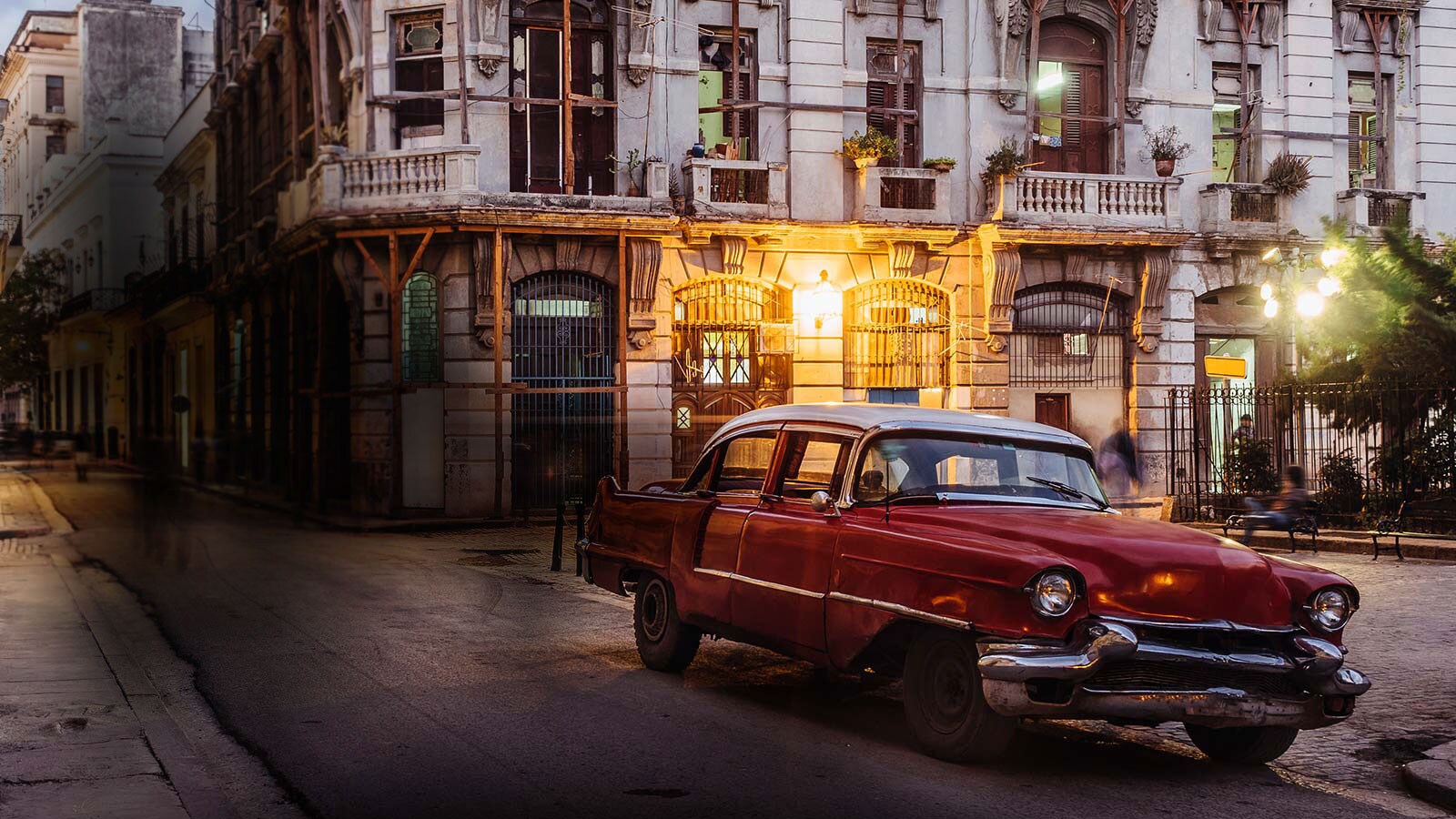 Aktiivinen 4K HDR tekee kuvasta todentuntuisen<br>1