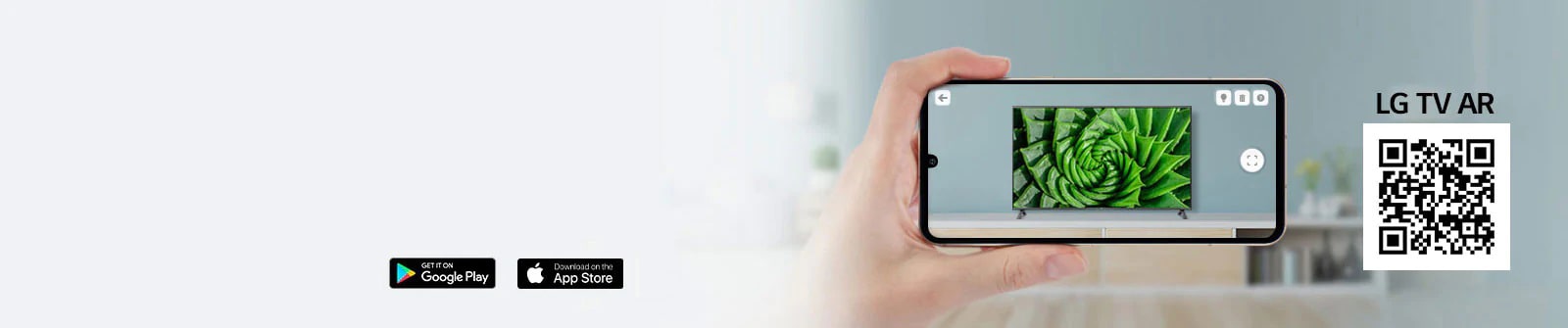 Henkilö käyttää LG:n TV AR -sovellusta puhelimella, sekä QR-koodi, joka johtaa LG TV AR:ään. (http://www.lgtvism.com/lgtvar)