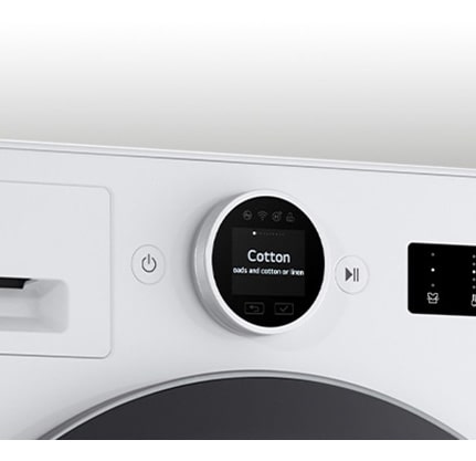 Siinä näkyy pesukoneen korin sisätila yksityiskohtaisesti.