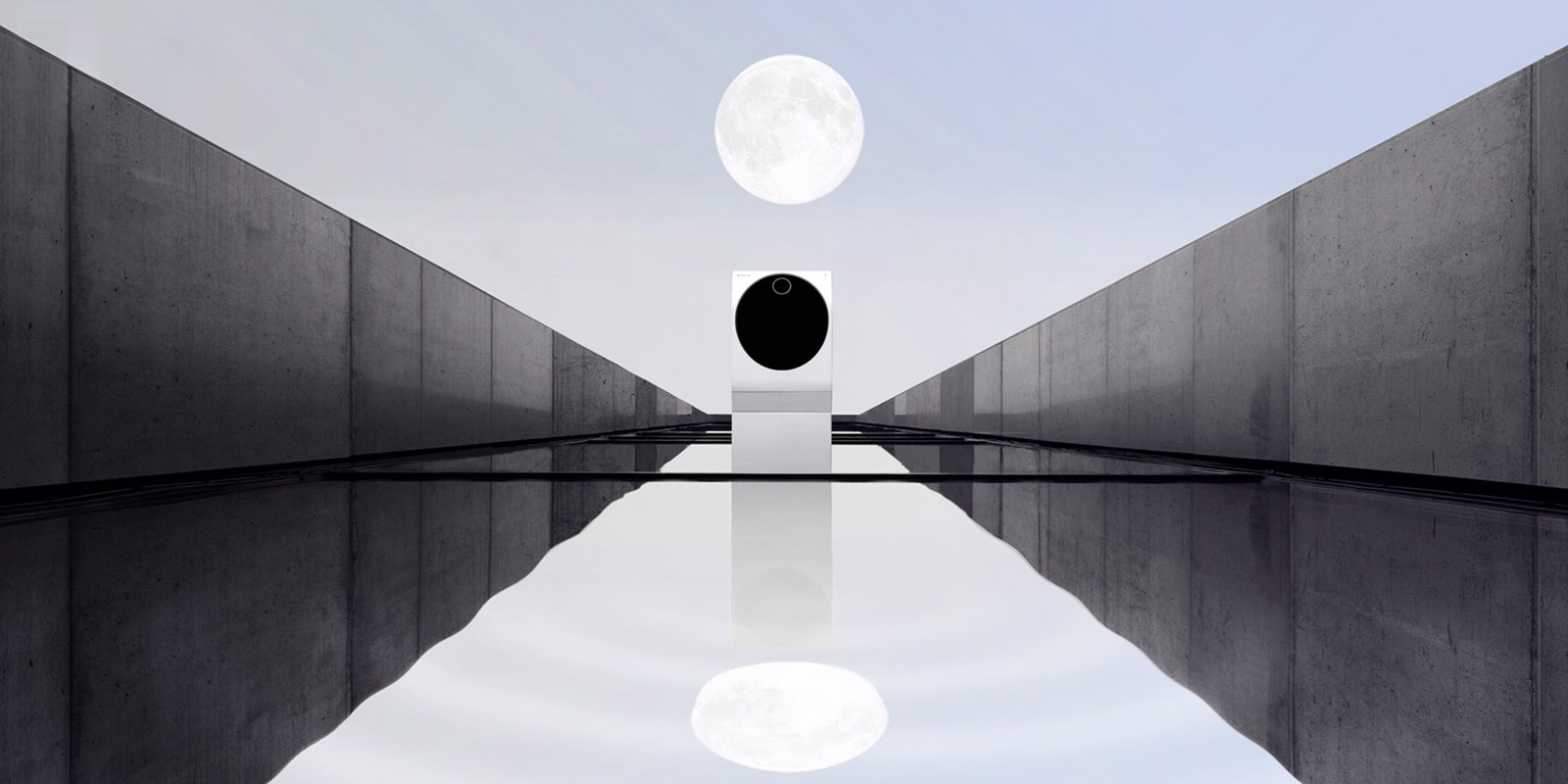 LG SIGNATURE -pesukone on sijoitettu järven pinnalle.