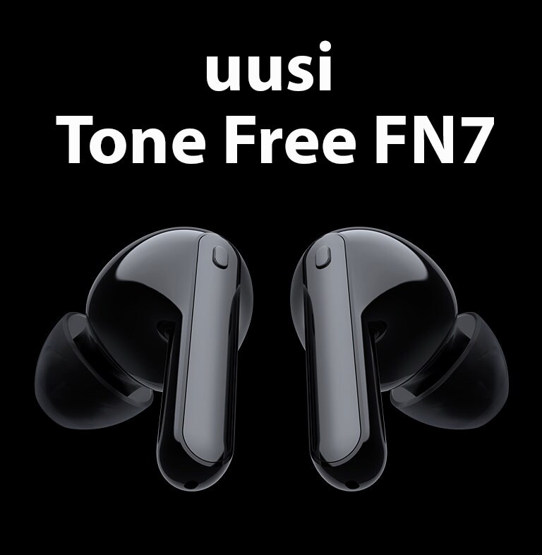 Kaksi korvatulppaa kelluu mustalla taustalla