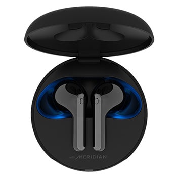 15-asteinen kelkan avautui tunnelmavalaisimella1