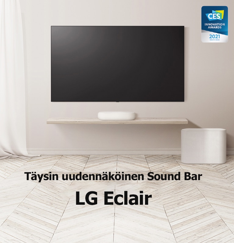 Teksti "Et ole ennen nähnyt vastaavaa" kirjoitettuna mustalle ruutuun. Teksti katoaa, ja soundbar-kaiutin ja TV tulevat näkyviin sijoitettuina puiselle lattialle, ja vasemmalla heiluu verho. CES INNOVATION AWARDS -logo sijoitettuna oikeaan kulmaan.