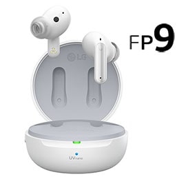 Kotelo auki 15 asteen kulmassa tunnelmavalon palaessa sekä UVnano- ja Plug & Wireless -logot2