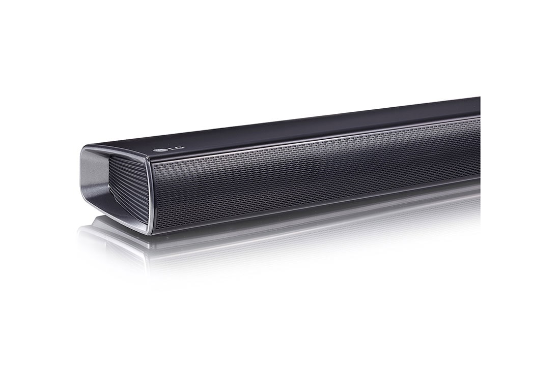 LG Soundbar SQC1, lähikuva edestä vasen puoli eteenpäin, LG-logo on ylhäällä, SQC1, thumbnail 7