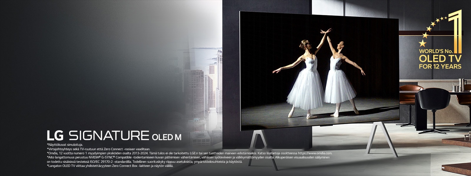 Ensiluokkainen oleskelutila, jossa TV-jalustalla on LG Signature OLED M5. Näyttö näyttää jättimäiseltä. Kaapeleita ei ole näkyvillä, mikä kuvaa TV:n aidosti langatonta teknologiaa. World's number one OLED TV for 12 years (Maailman numero yksi OLED TV 12 vuoden ajan) -tunnus ja LG Signature OLED M -tunnus ovat näkyvillä.