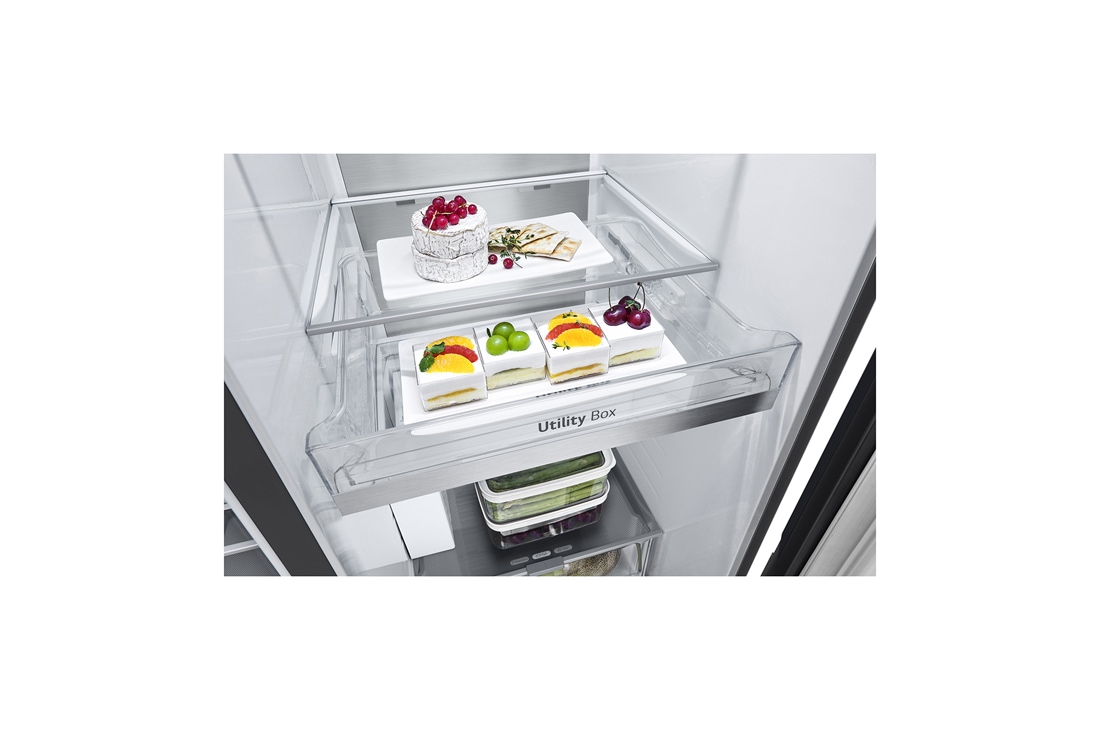 LG  628L InstaView Door in Door™ Side by Side (Essence Black), Energialuokka D, Craft Ice™, Vesi/jää vesijohtoliitännällä, Smart Diagnosis™ med Wi-Fi, LG ThinQ, GSXE90EVDD, thumbnail 4