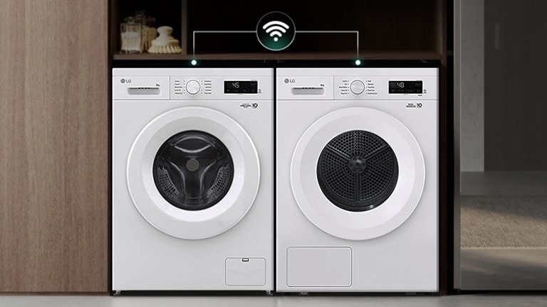 Video, jossa kuivausrumpu asetetaan aloittamaan automaattisesti optimoitu kuivausohjelma yhdistetystä pesukoneesta saatujen tietojen mukaan.