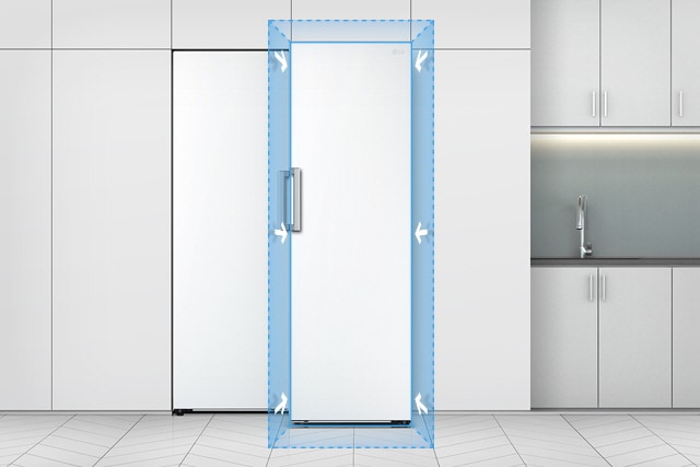 Näkymä jääkaapista keittiössä edestäpäin. Jääkaapin reunoilla oleva sininen neliö sekä nuolet korostavat sitä, miten jääkaappi sulautuu täydellisesti vakiomallisiin keittiökalusteisiin.