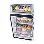 LG 186M 352L Jääkaappipakastimet(Essence Black) - Energialuokka D, InstaView™, Nature Fresh, Door Cooling+™ Smart Diagnosis™ kanssa Wi-Fi, detailed bottom view with food stored, GBG7190CEV, thumbnail 10