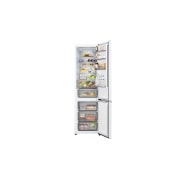 LG 2.03M 375L Jääkaappipakastin (Valkoinen) | Energialuokka D, Door Cooling+™ ja Smart Diagnosis™ Wi-Fi-yhteydellä, Näkymä LG-jääkaappipakastimeen (GBBS726CPY), jonka ovi on täysin auki, ja jääkaappi- ja pakastinosiot näkyvät, GBBS524DSW, thumbnail 2