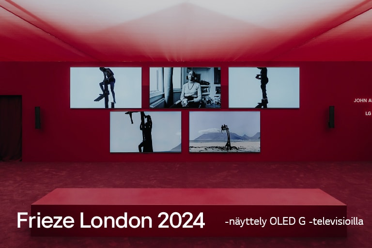Punainen huone, jossa taideteokset ovat näytillä LG OLED G -televisioissa.