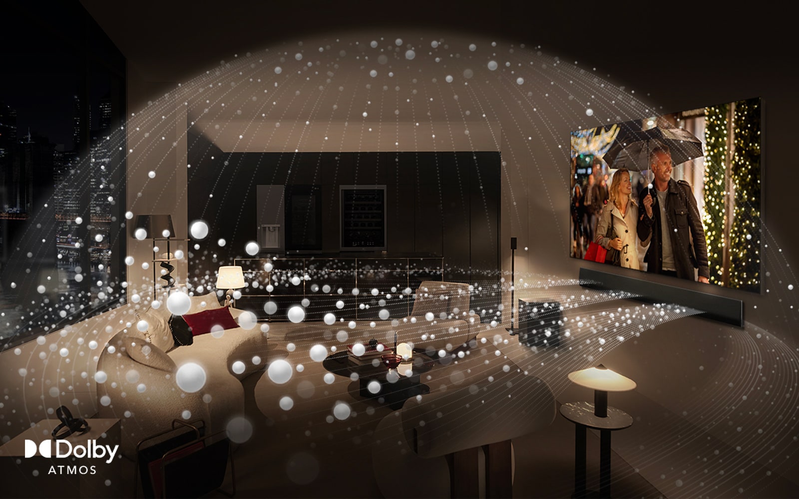 Erittäin suuri LG TV täyttää kotoisan olohuoneen koko seinän. Televisiosta lähtee valkoisia valonsäteitä kaikkialle huoneeseen.